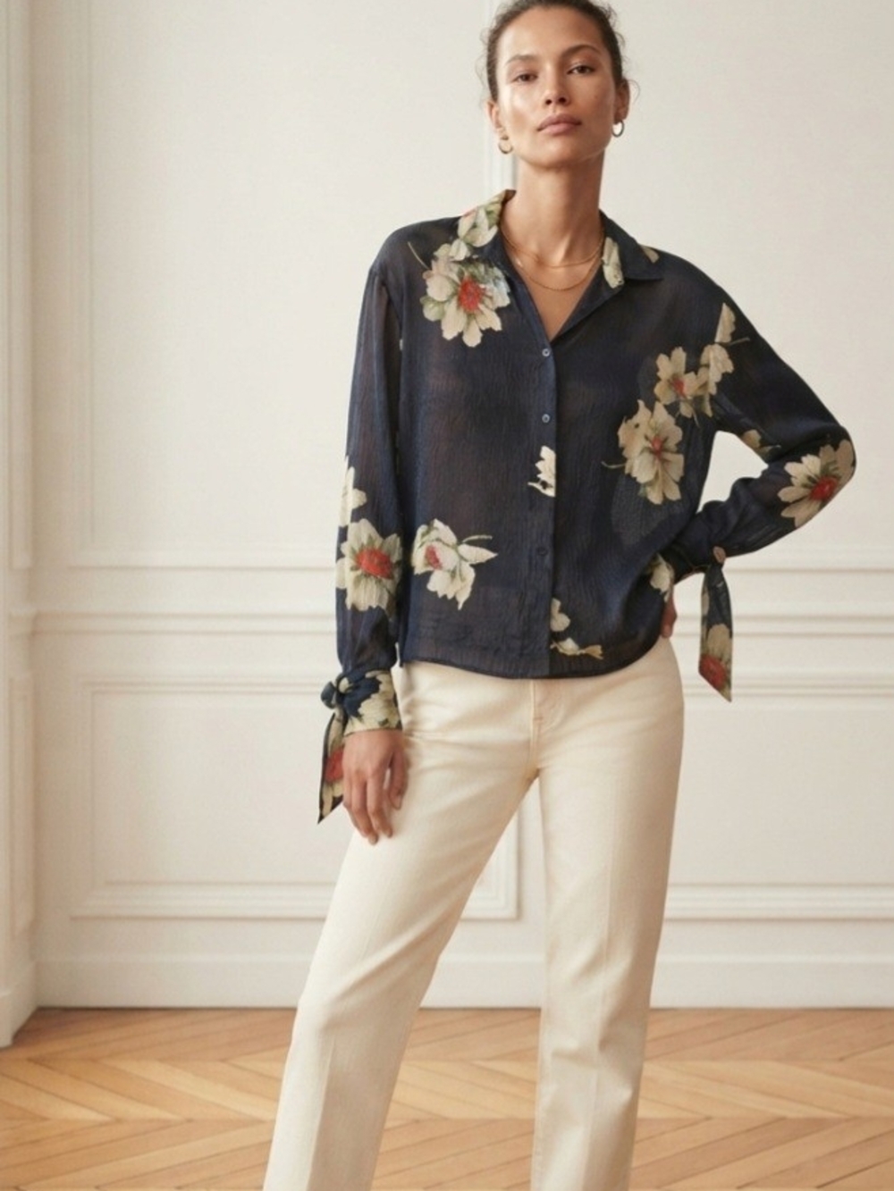 Vince SILK Navy Floral Button-Down Blouse - Picture 2 of 4